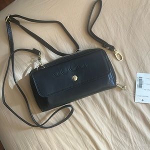 Black crossbody wallet/wristlet !
